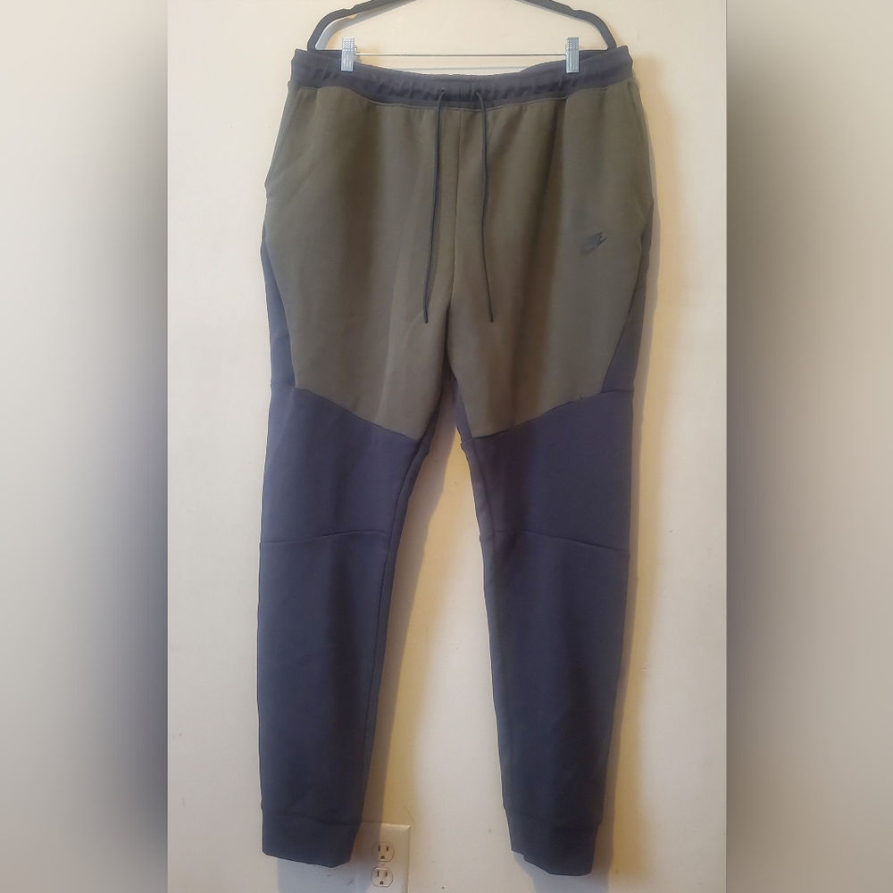 Nike Slim  Tech Fleece Green Activewear Trousers for Men Sz 3XL